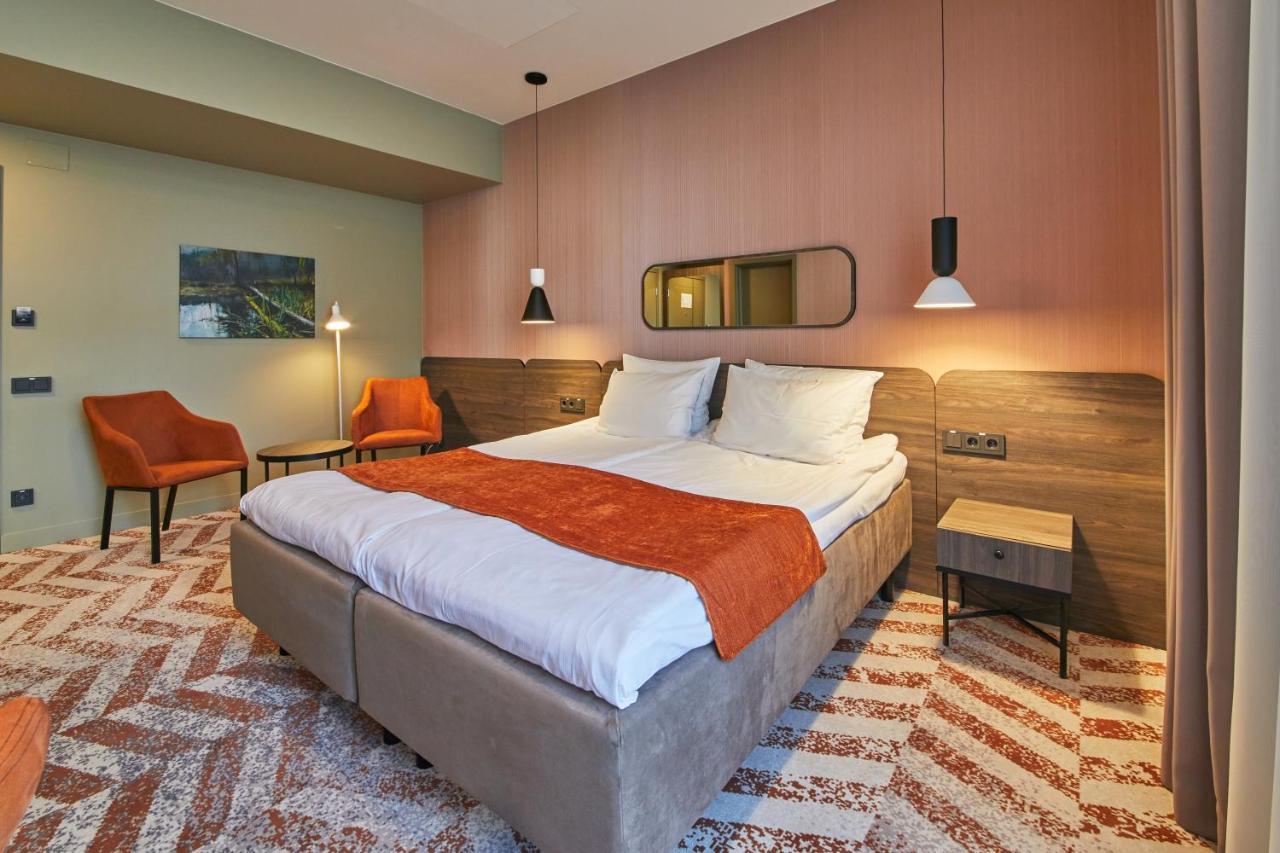 Standard Double or Twin Room,1027812832:JPEG